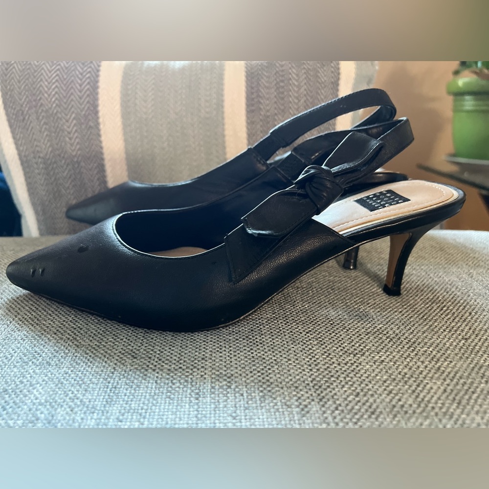 White House Black Market kitten heels